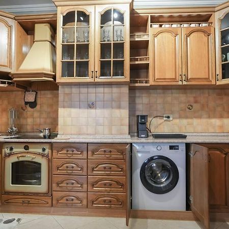 Staycation, City Center Apartment With Balcony Τίρανα Εξωτερικό φωτογραφία